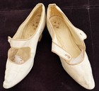 Antique 1890   s White Kid Wedding Shoes With Buttons And Louis Heels  B130