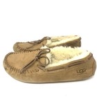 Ugg Women s Dakota 5612 Suede Moccasin Slippers Size 8 Brown Sherpa Plush Preown