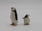 Vintage Hagen Renaker Penguin Figurine And Baby