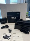 Samsung Gear Vr With Controller Powered By Oculus Sm-r324 New Open Box