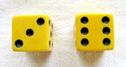  2  50 s 60 s Vintage Bakelite Butterscotch Skunk Game Dice Set Collectible 5 8 
