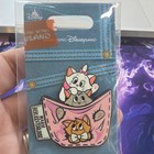 Disney Hong Kong Disneyland Marie Pocket Cat Pin Trading Single Collectible