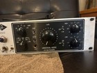 Universal Audio 2-610s Vacuum Tube Microphone Preamp