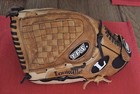  bb - 17     Louisville Slugger Tps Softball Glove