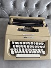 1960s Olivetti Lettera 25  Manual Typewriter made In Mexico Nom-354-1