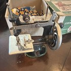 Singer No  20 Child-sized Sewing Machine Black Hand Crank Built-in W  Box