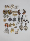 Big Vintage Lot Of Earrings