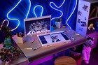 Crayola Ultimate Light Board  White  11 5  X 18  W  6 Mini Gel Fx Markers
