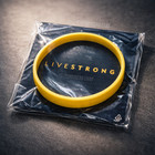 Nike Livestrong Wristband   100  Authentic   Yellow Silicone Bracelet   Sz  L xl