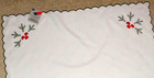 Christmas Holly Berries Tablecloth Scalloped Edge Square 33  X 33  New