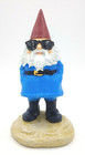 New 8  Resin Travelocity Roaming Gnome With Sunglasses Garden Figure 2013