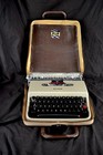 Professionally Restored 1957 Olivetti Lettera 22 Typewriter Elite  W  Warr