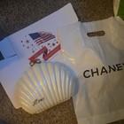 Chanel Beauty Vip Limited Edition Novelty Rhinestone Shell Pearl Bag Rare New