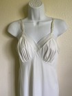 Vintage Lingerie 1960s Vanity Fair Classic Ivory Nylon Full Slip Size 32   ec