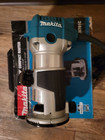 Makita 6 5 Amp 1-1 4 Hp Corded Fixed Base Variable Compact Router  Rt0701c 