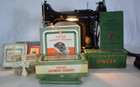 Vintage Featherweight 1947 Singer Sewing Machine 221-1 W case S n Ah060326