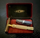 Vintage Gillette New Deluxe Safety Razor Set  Fat Common Bar Handle 