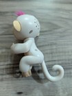 Fingerlings - Interactive Baby Monkey - Sophie  white With Pink Hair  Wowwee Toy