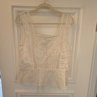Aritzia Women s Vintage White Lace Embroidered Sleeveless Camisole Top