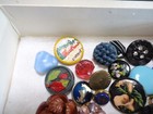 Lot Of 32 Antique Vintage Buttons 3 8  To 1 1 4 