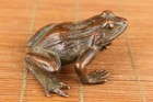 Chinese Bronze Hand Cast Frog Statue Collect Tea Pet Netsuke Table Decoration