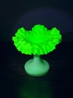 Antique Bohemian Green 6 25 h Cased Glass Jack In The Pulpit Vase Uv Reactive