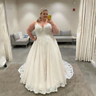 Plus Size Wedding Dress Spaghetti Straps Lace Appliques A Line Bridal Gowns