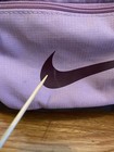 Nike Lite Pink   Black Duffle gym Bag W burgandy Swoosh   Shoulder Strap handles