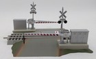Lionel 6-12062 O Grade Crossing With Gates   Flashers