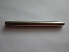 Parker Frontier Fontain Pen Brushed Stainless Steel Golden Trim Medium Pont