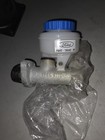 Oem Ford Freightliner Clutch Master Cylinder Cargo 712 815 F6hz-7a543-aa