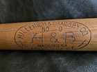 Mickey Mantle H b No  9 Hillerich   Bradsby Vintage Baseball Bat 1950 s