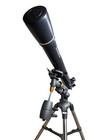 Celestron Astromaster 90eq Refractor Telescope Eq Mount Tripod 20mm Eyepiece