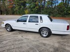 1996 Lincoln Town Car Signature