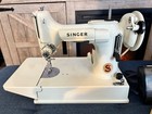 Singer Featherweight 221k White Sewing Machine Fa207218 Vintage Great Britain
