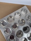 Chicago Metallic Cupcake Muffin Pan Glazed 24 Cups 652-d Large 20 5  X 14 