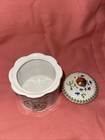 Godinger Hard To Find Porcelain Laurel Wreath Sugar Bowl W Lid 22kt Gold