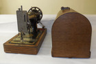 Antique Singer Sewing Machine Y Series Hand Crank 1920 s  With  Bentwood Case