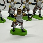 Vintage Britain s 1971 Deetail Medieval Knights X7 Archer Holding Bow 3   x2   