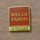 Wells Fargo 5 Years Service Award Bank Employee Red And Gold Tone Lapel Pin