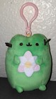 Pusheen Mystery Plush Clip Green      Pusheen With White Flower Gund         Open Bag