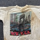 Vintage T-shirt Mens Size L White New York City Skyline Graphic Souvenir Stained