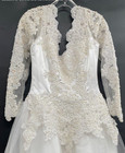 Vintage 80 s-90 s White Long Sleeve Wedding Dress Ball Gown Pearls Sequins Sz 12