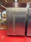 48    Subzero Refrigerator Freezer With Water Dispenser Bi48sidsph  used 2016 