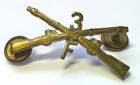 Vintage U s Army - 3rd Infantry - Crossed Muskets rifles-  2   - 1 5  Screw Back