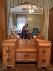 1940   s Vintage Waterfall Bedroom Suite