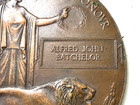 Original Wwi British Kia Death Penny Plaque Medal - Alfred John Batchelor