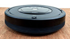 D Irobot Roomba 805 Vacuum Cleaning Robot