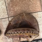 Vintage Brown Leather Baseball Glove Catcher s Mitt Classic Collectible