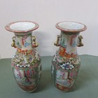 Antique 2 Pair Of Chinese Rose Medallion Porcelain  Vase Circa 1900  9 3 4  Tall